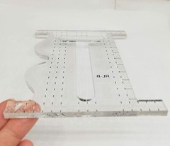 1PC DIY Quilting Ruler Straight Curvy Quilting Tool with a Cut Out Center Sewing
