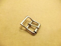 5/8″ Nickel Plated Middle Bar Roller Buckles (Pack Of 10)