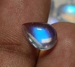 Gorgeous Eye Clean Quality Natural Rainbow Moonstone Loose Cabochon Gems 7X10 MM