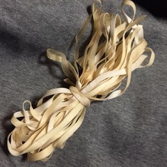 SALE 1/4″ Deer Rawhide Lace 31′ ONE pc Heavy Weight Gloves Rattles Crafts
