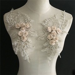 1 Pair Lace Embroidered Floral Neckline Neck Collar Trim Clothes Sewing Applique