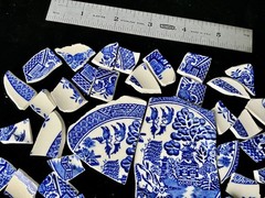 Broken China Mosaic Tiles Blue & White 55+pcs & 2 Focal BLUE WILLOW Love Birds