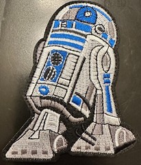 Star Wars R2-D2 Embroidered Iron on Patch Appliqué – NEW