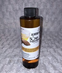Soap Expressions By Candlewic Almond Oil 8 Fl oz Crafts Candle Making DIY Sealed
