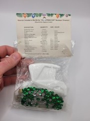 LeeWards CHRISTMAS CAR Auto Vehicle Vtg Sequin Bead Pinning DIY Ornament Kit