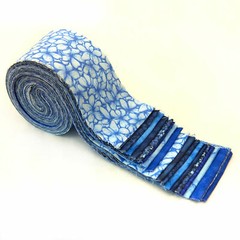 18-pc It’s All Blue Jelly Roll 2.5″ pre-cut 100% cotton fabric quilting strips