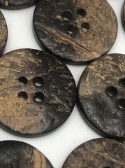 Vtg Faux Wood Brown Round 4-hole Button with Character 18mm Lot of 10 & 100 D809