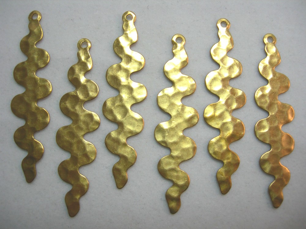 Curvy Hammered Raw Brass Earring Findings Drops – 6