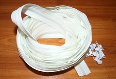 Zipper color white Size #4.5 10 yards plus 10 sliders for upholstery