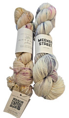 Lot of 2 fingering hand dyed yarn Meeker Street/Olivia & Oliver – DESTASH