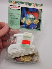 LeeWards CHRISTMAS CAR Auto Vehicle Vtg Sequin Bead Pinning DIY Ornament Kit