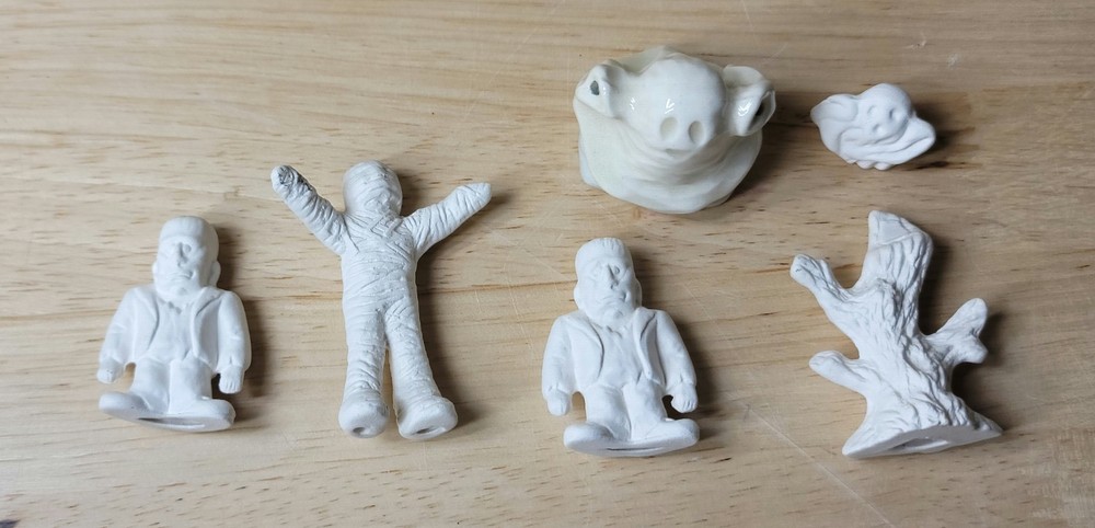 READY TO PAINT Ceramic Bisque MINI HALLOWEEN FIGURES Lot of 6