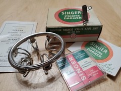 Singer 221 222 Sewing Machine Stocking Darner 35776+ Darning Foot 121094