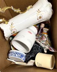 12 lb.Antique Vintage Porcelain Bone China Pieces Cups/Plates for Mosaics-Crafts